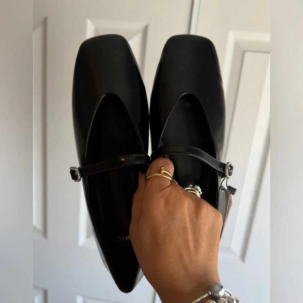 NWT Mango MNG Black Mary Jane Flats Ballerinas
With Strap Size: 36 (6) - Picture 8 of 12